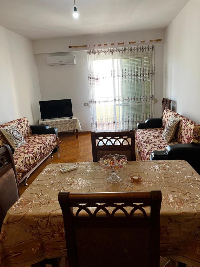 Appartamento Incantevole Con Posto Auto Privato Vlorë Екстериор снимка