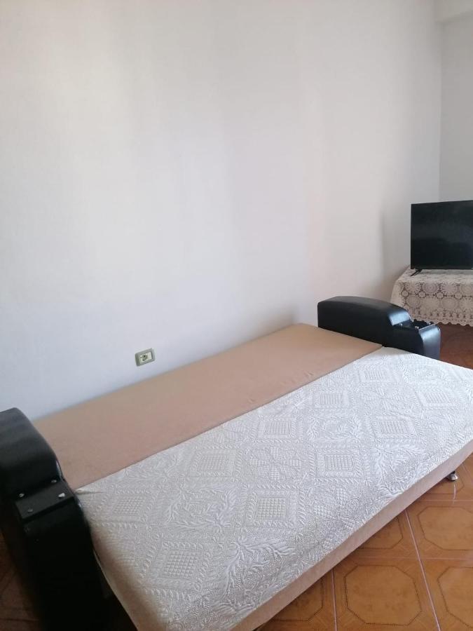 Appartamento Incantevole Con Posto Auto Privato Vlorë Екстериор снимка