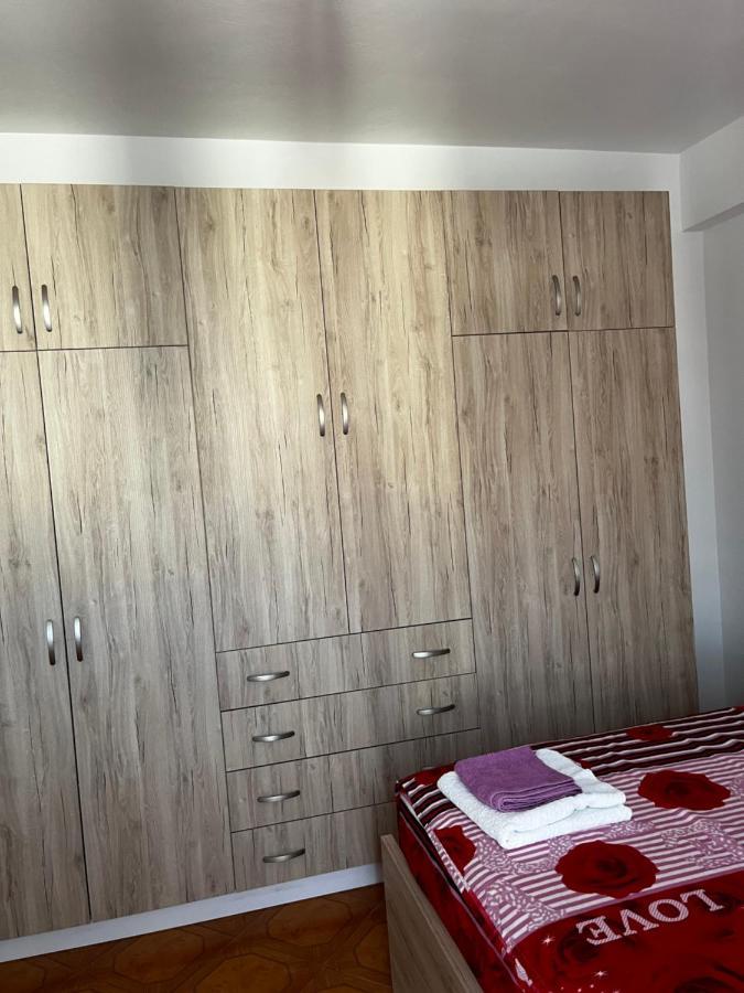 Appartamento Incantevole Con Posto Auto Privato Vlorë Екстериор снимка