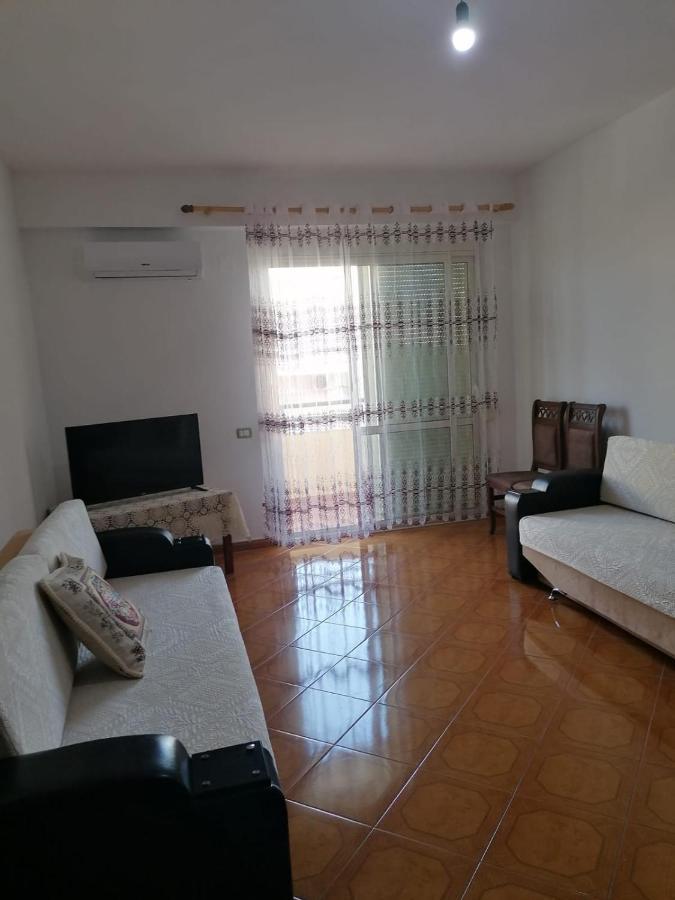 Appartamento Incantevole Con Posto Auto Privato Vlorë Екстериор снимка